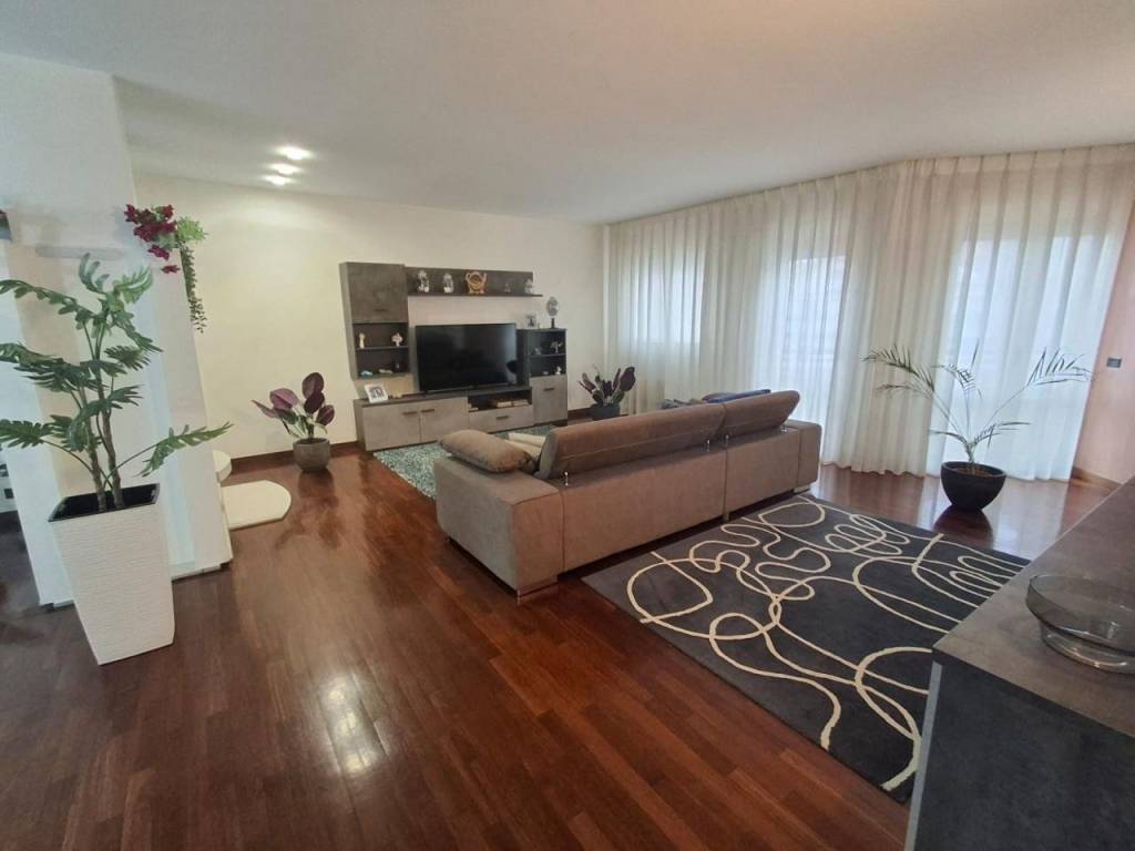 Appartamento a Camposampiero in Via Tentori, 42 - Foto 2