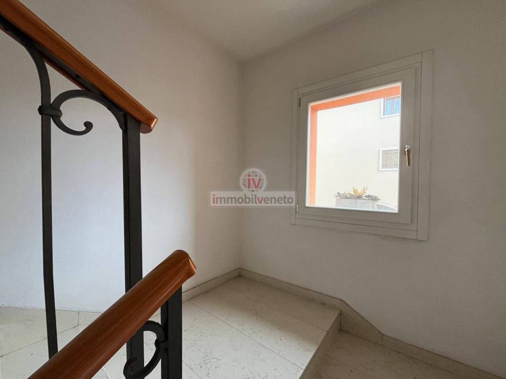 Appartamento a Lonigo in VIA ROMA, 52 - Foto 2