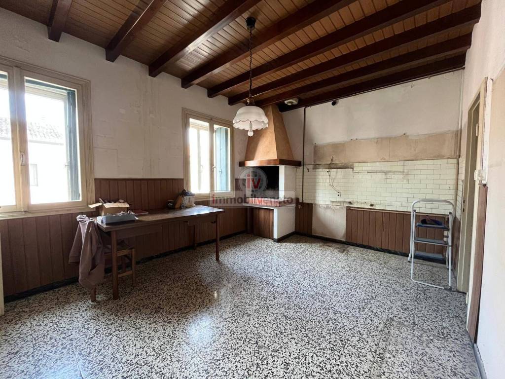 Appartamento a Lonigo in VIA ROMA, 52 - Foto 5