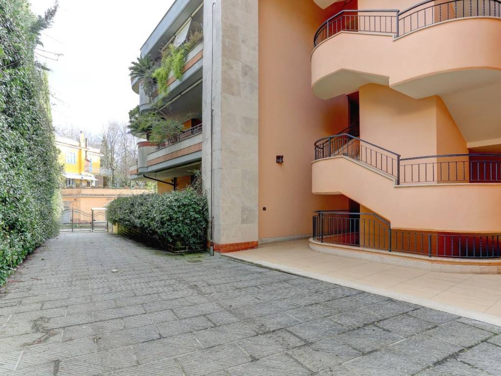 Appartamento a Ariccia in via Ramo D'Oro 1 - Foto 5