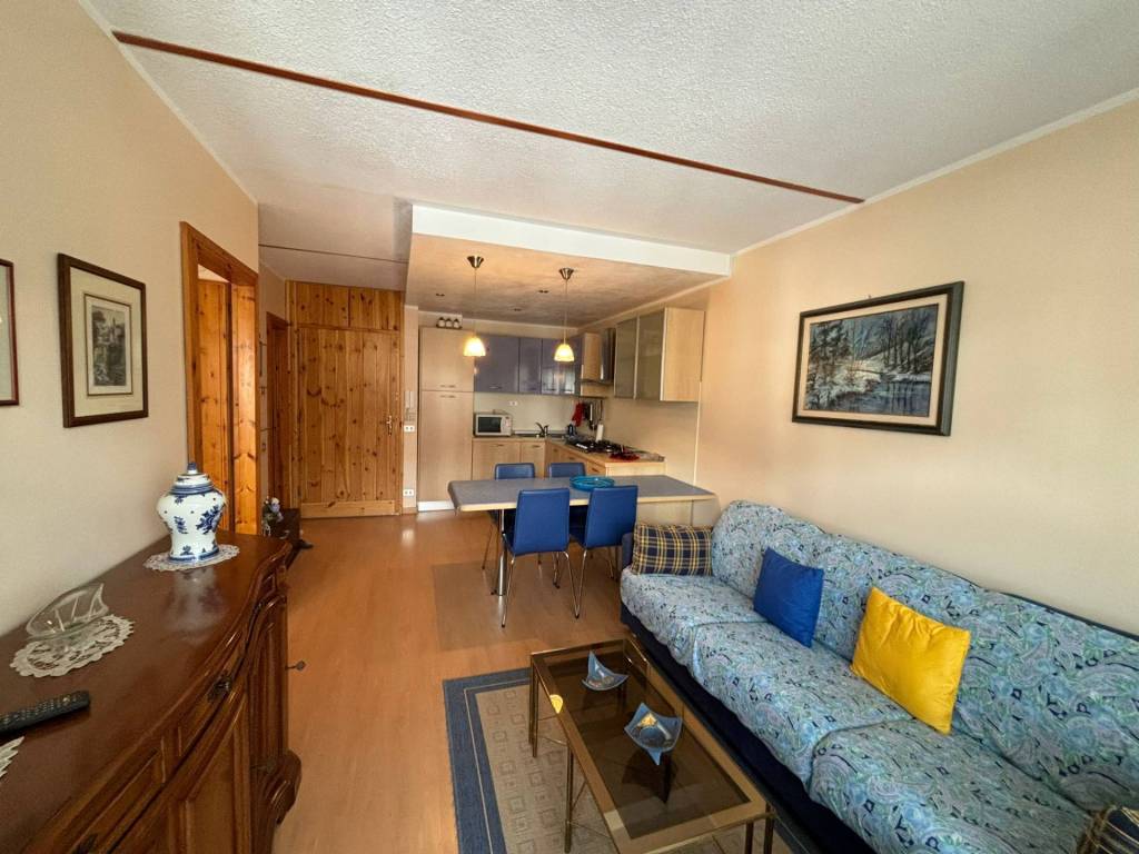 Appartamento a Cesana torinese in viale Generale Sibille, 1 - Foto 4