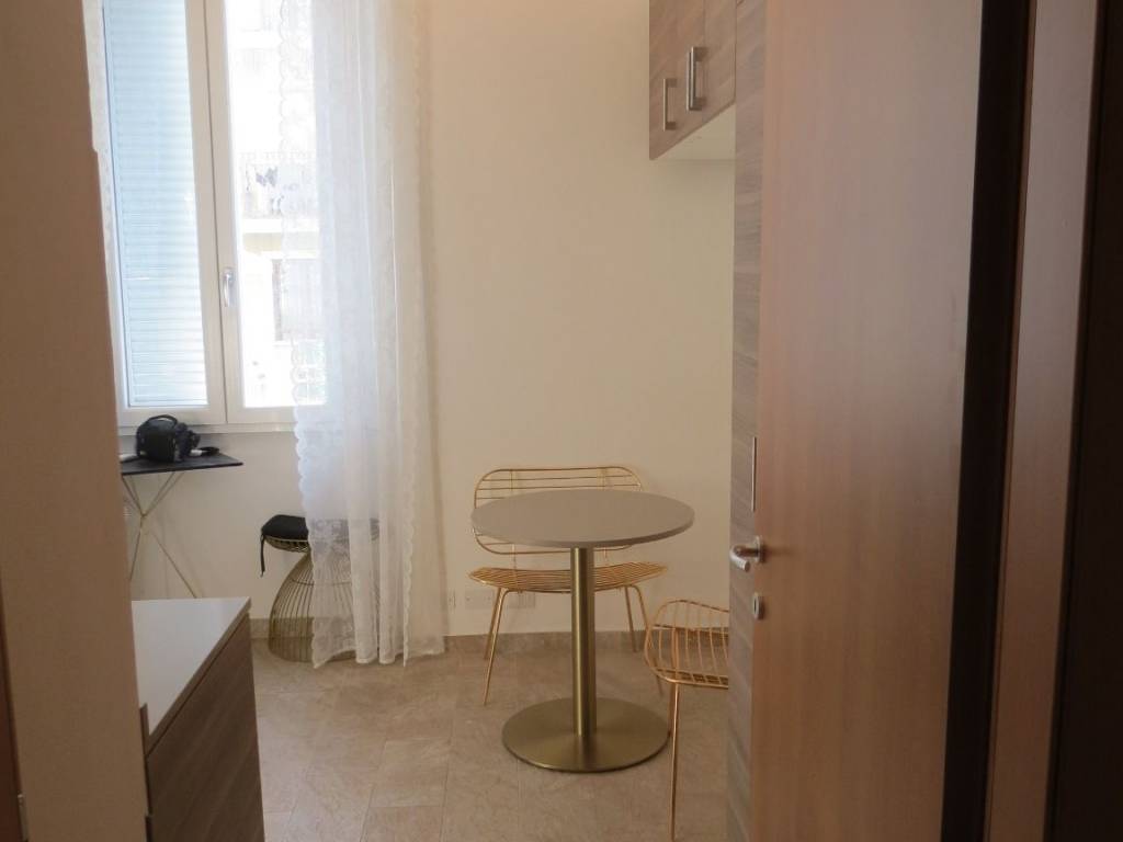 Appartamento a Pavia in Viale Partigiani, 21 - Foto 2