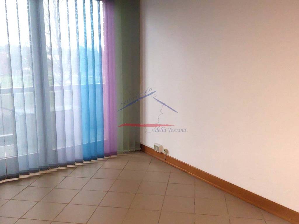 Immobile a Arezzo in Via Montefalco - Foto 4