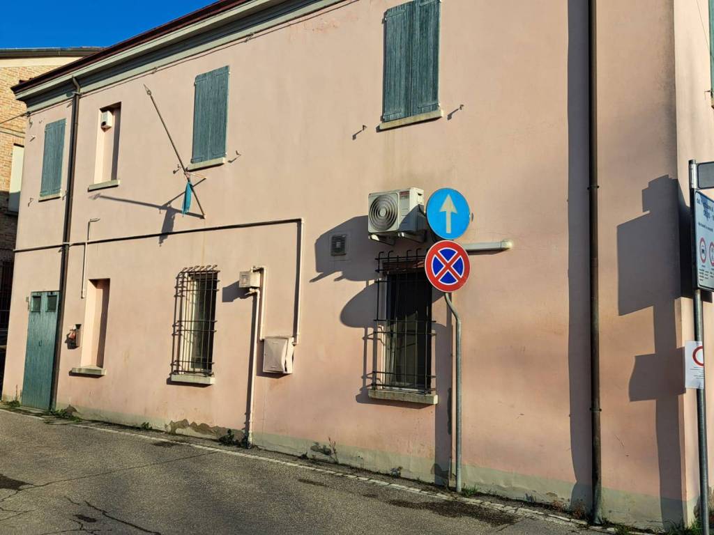 Casa indipendente a Sant'agata sul santerno in Via Camillo Benso di Cavour, 15 - Foto 3