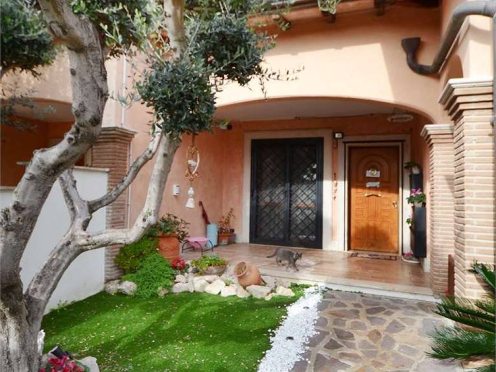 Villa a Pomezia in Via Afrodite - Foto 5