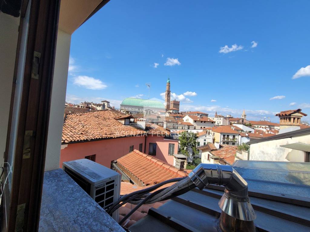 Appartamento a Vicenza in Via Paolo Lioy - Foto 2