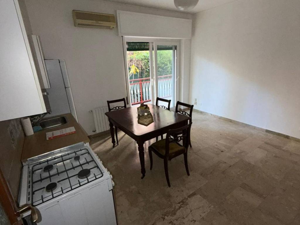 Appartamento a Palermo in Viale Croce Rossa, 81 - Foto 2