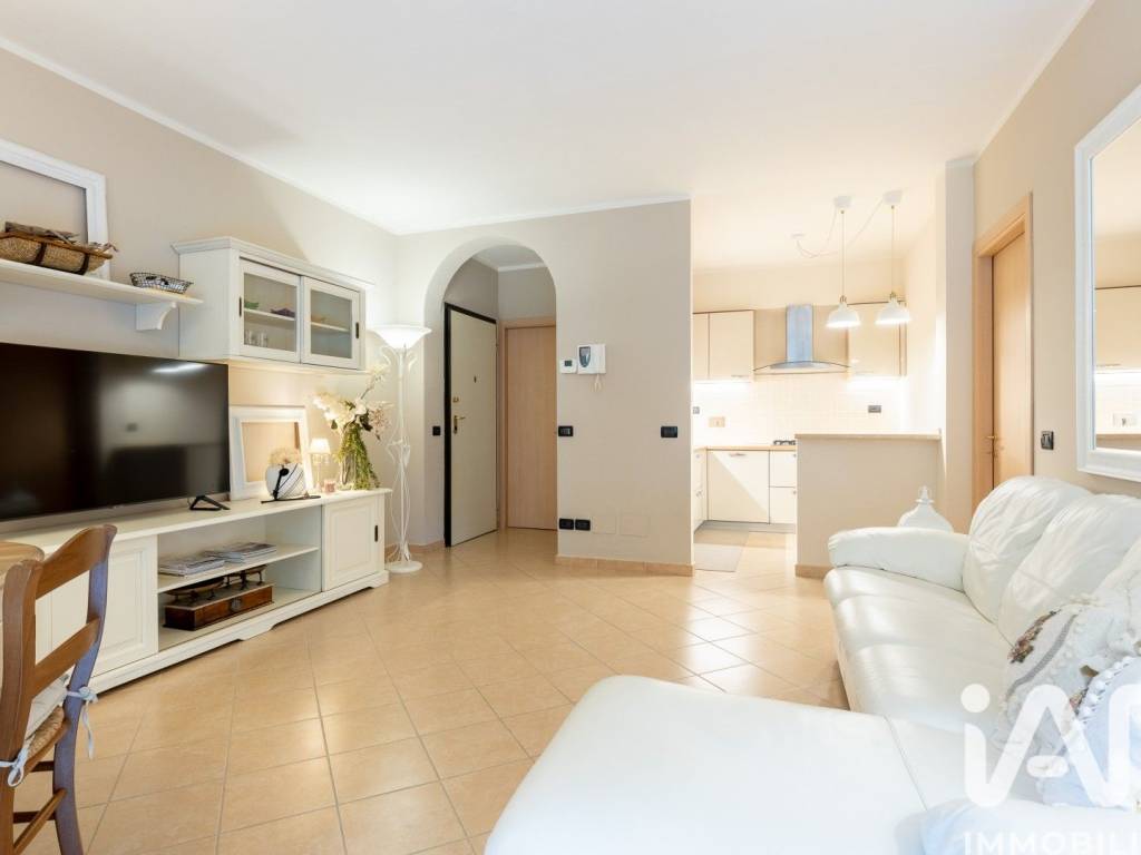 Appartamento a Seravezza in Via Michelangelo Buonarroti - Foto 4