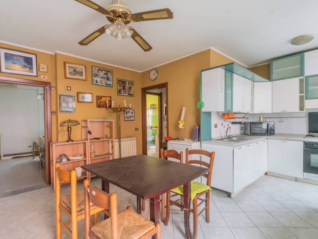 Appartamento a Pioltello in Via Piave - Foto 2