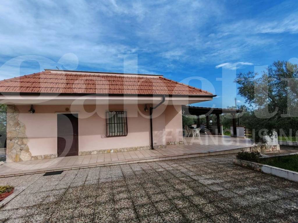 Villa a Trani in Via dei Gelsi - Foto 5