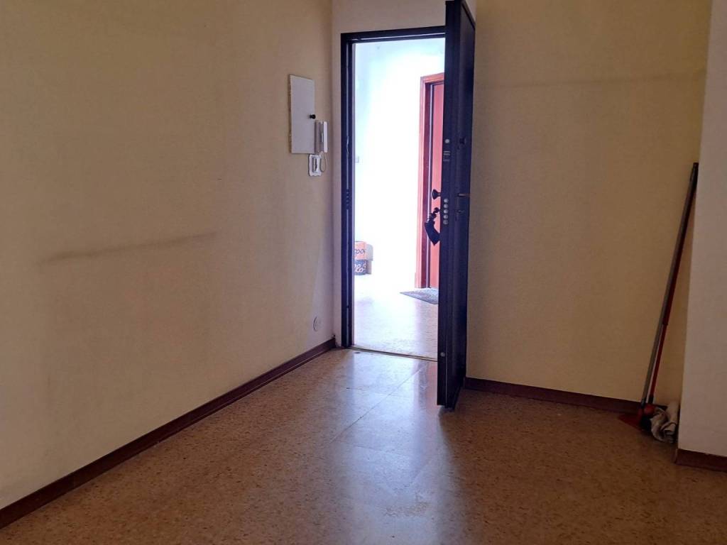 Appartamento a Orbassano in Via San Rocco, 14 - Foto 2