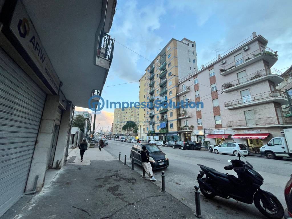 Immobile a Napoli in Corso Arnaldo Lucci - Foto 3