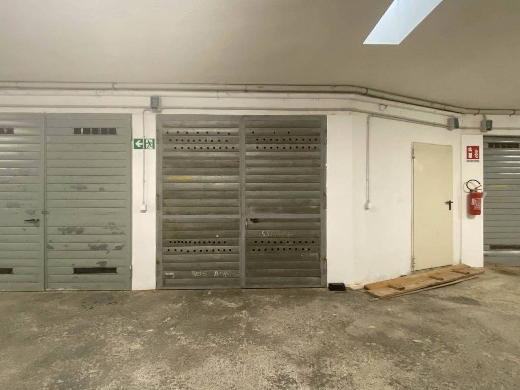 Box / garage a Borghetto santo spirito in Via Montevideo - Foto 3