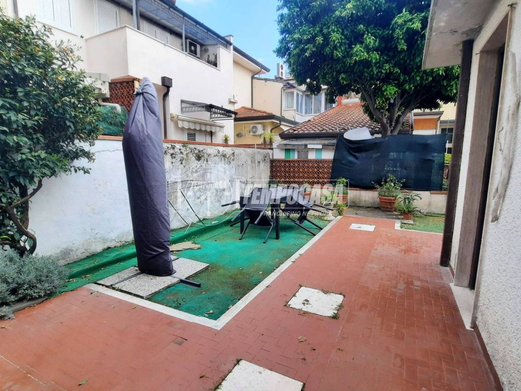 Appartamento a Viareggio in Via Giuseppe Mazzini - Foto 2
