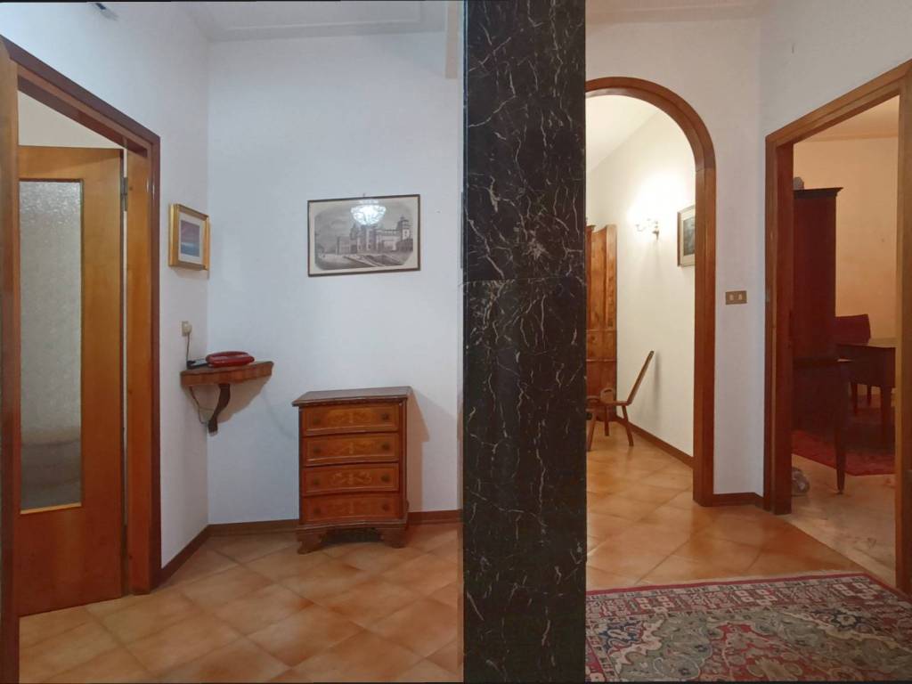 Appartamento a Ferrara in Viale Cesare Battisti, 29 - Foto 2