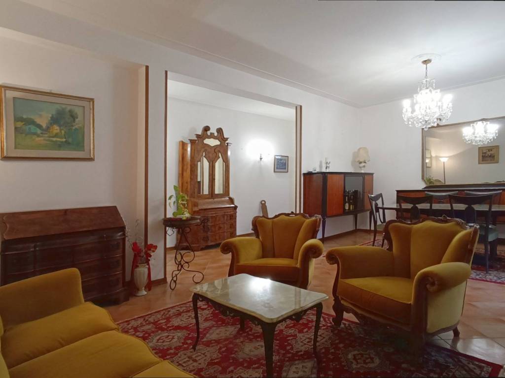 Appartamento a Ferrara in Viale Cesare Battisti, 29 - Foto 3