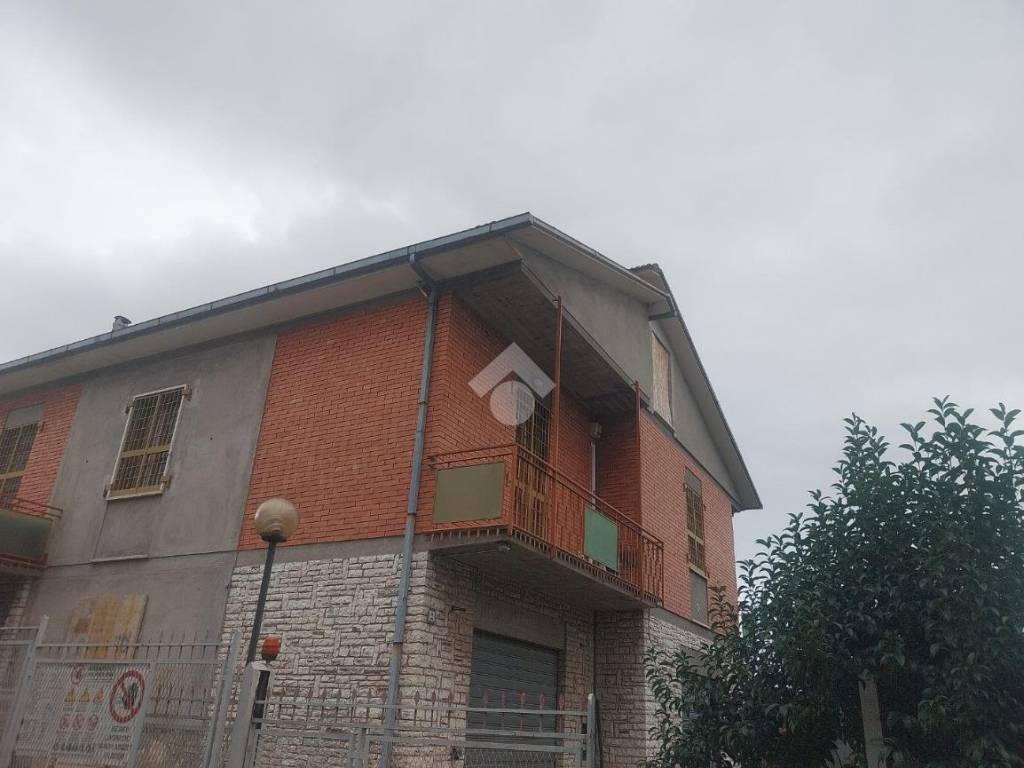 Casa indipendente a Terni in Via Arturo Toscanini, 2 - Foto 5