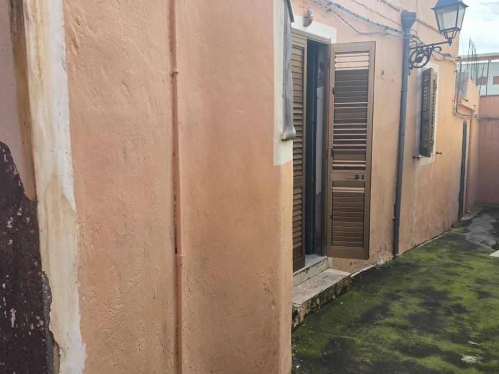 Casa indipendente a Acireale in Via Pennisi, 1 - Foto 3