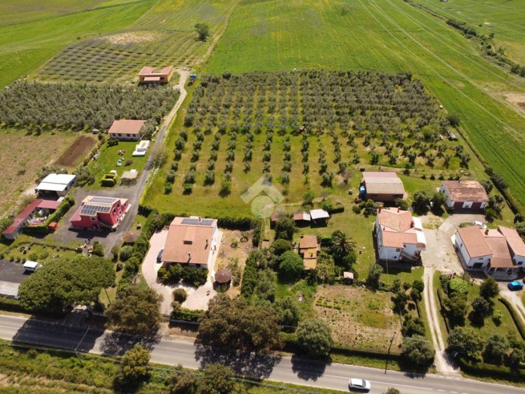 Rustico / casale a Montalto di castro in Strada del Fiora, 19 - Foto 3