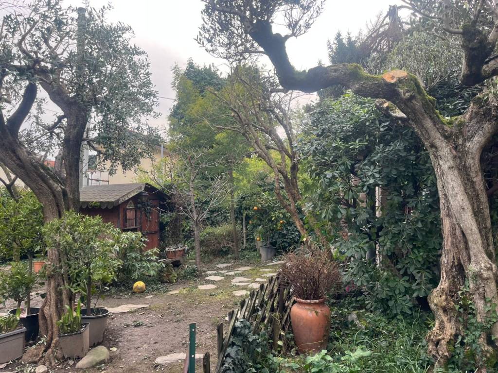 Villa a Paderno dugnano in Via valassina, 39 - Foto 3