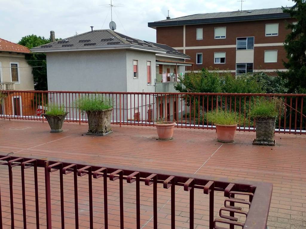 Casa indipendente a Busto arsizio in Via Pescara, 26 - Foto 3