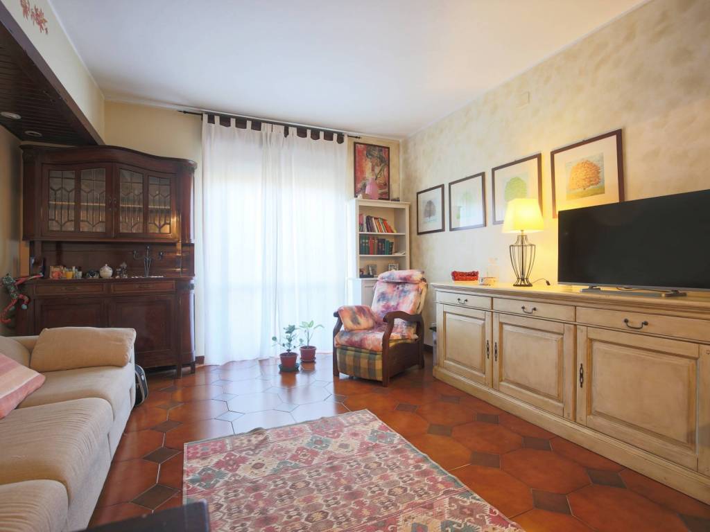 Appartamento a Parabiago in Via Procida, 14 - Foto 3