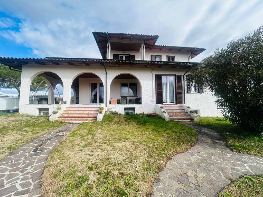Villa a Perugia in Strada di San Felicissimo - Foto 4