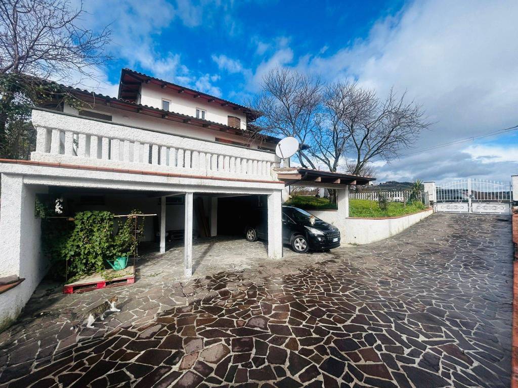 Villa a Perugia in Strada di San Felicissimo - Foto 5