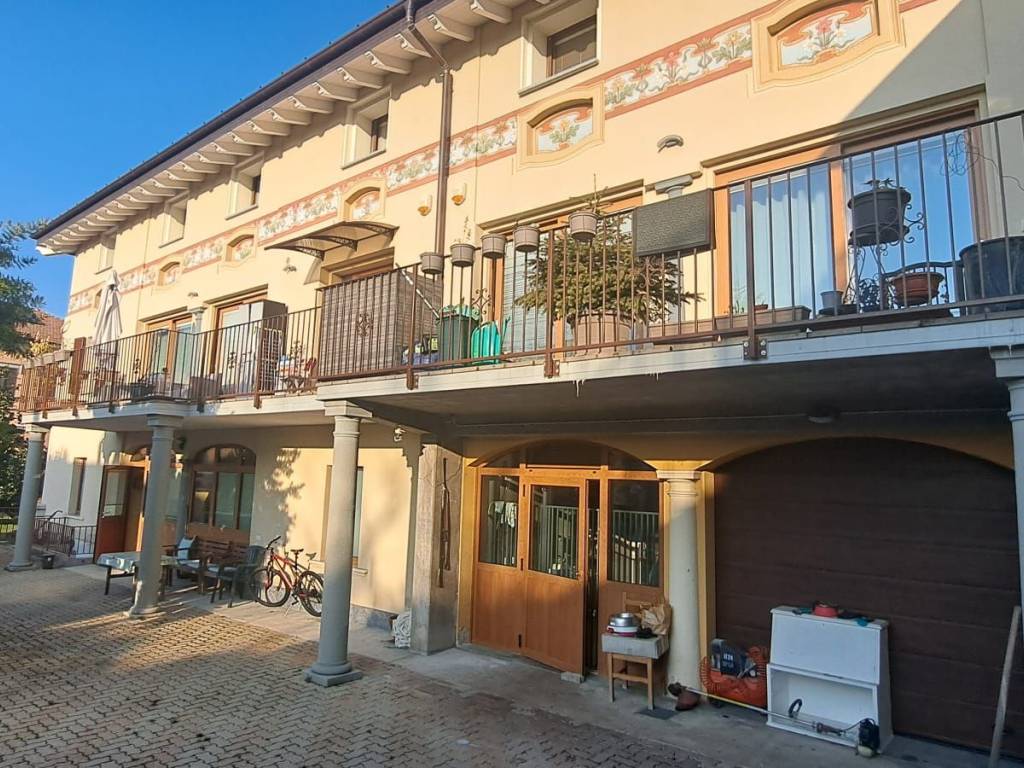 Appartamento a Cantello in Via Roma, 12 - Foto 2