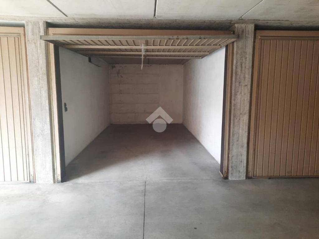 Box / garage a Verona in Via Oglio, 4 - Foto 5