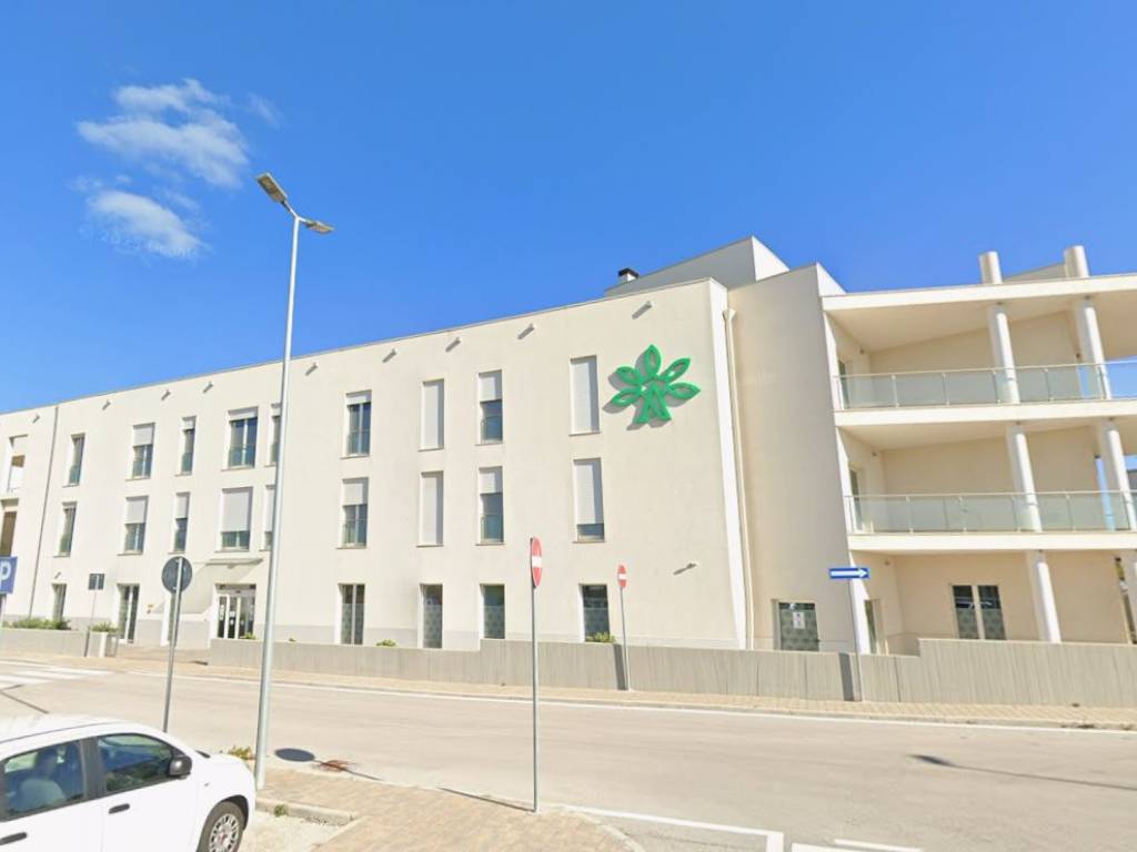 Palazzo / stabile a Polignano a mare in Via Mohandas Gandhi - Foto 2