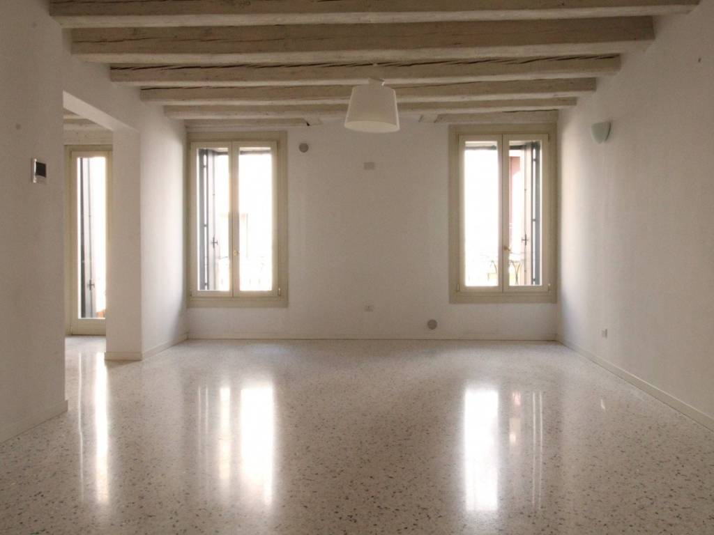 Appartamento a Vicenza in Contra' Pescherie Vecchie - Foto 4