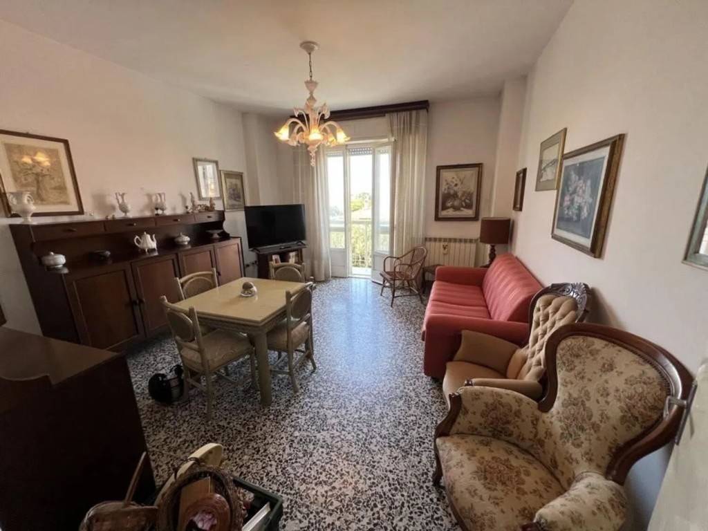 Appartamento a San vincenzo in Via Biserno - Foto 2