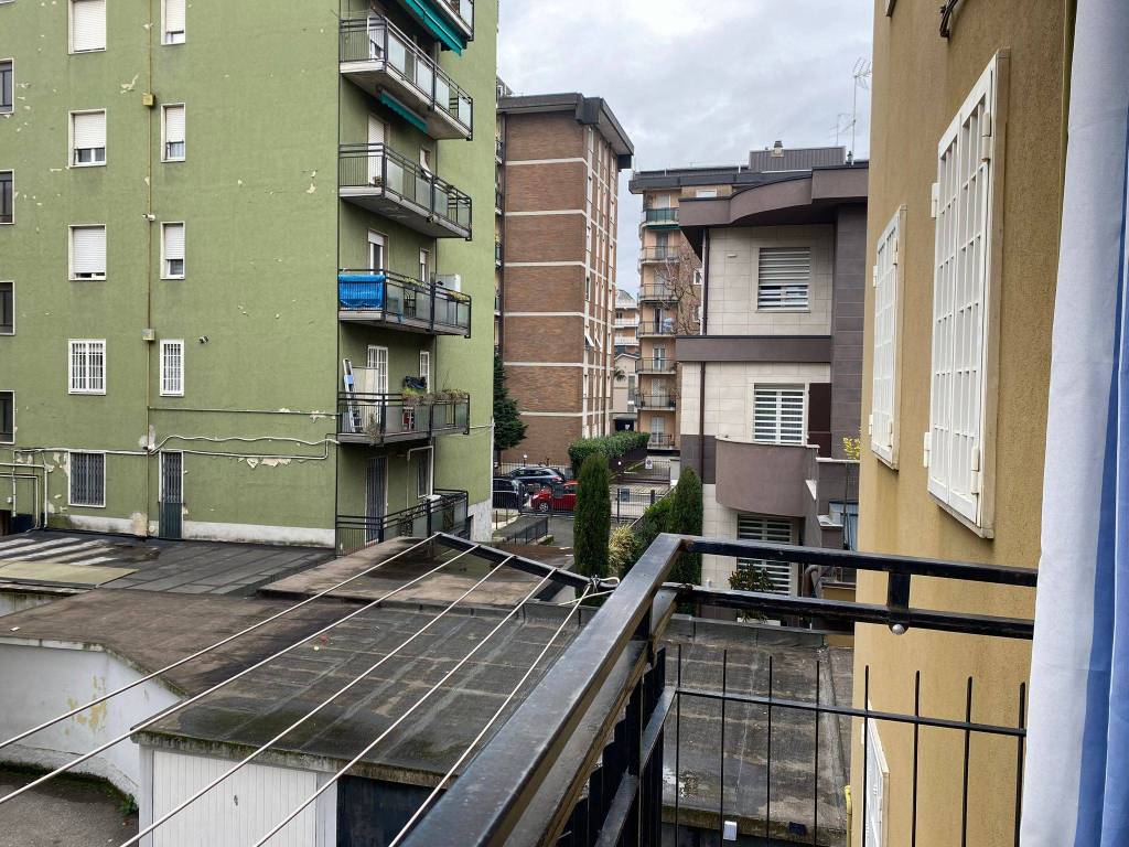 Appartamento a Bresso in Via Luigi Brioschi, 11 - Foto 4