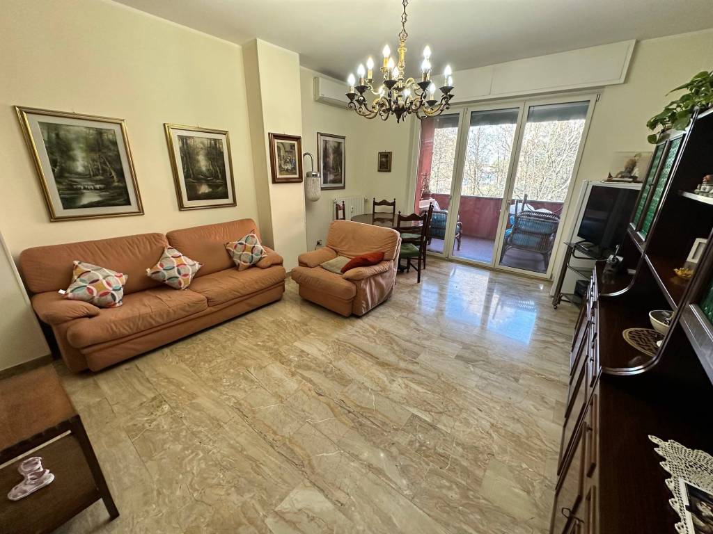 Appartamento a Cusano milanino in Via Camelie, 17 - Foto 2