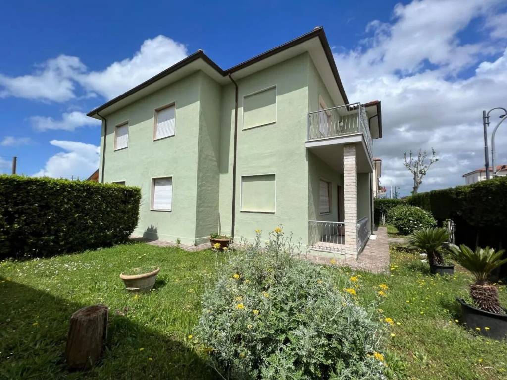 Villa a Bibbona in Via I Maggio - Foto 3