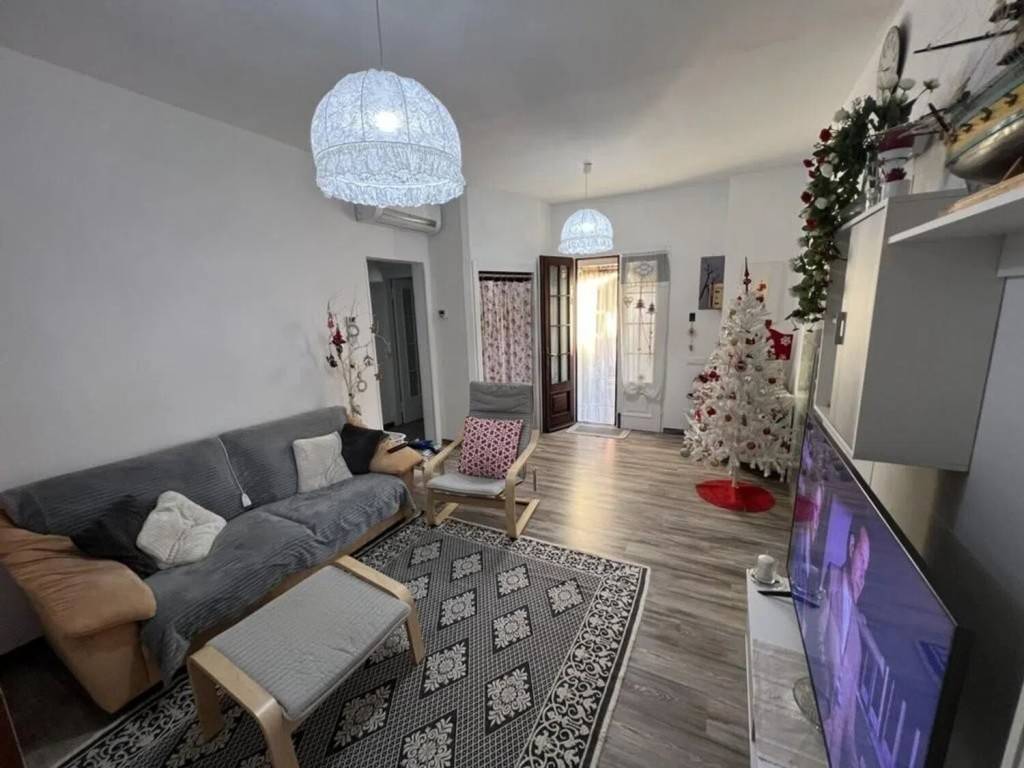 Appartamento a Cecina in Via Caduti Del Lavoro - Foto 3