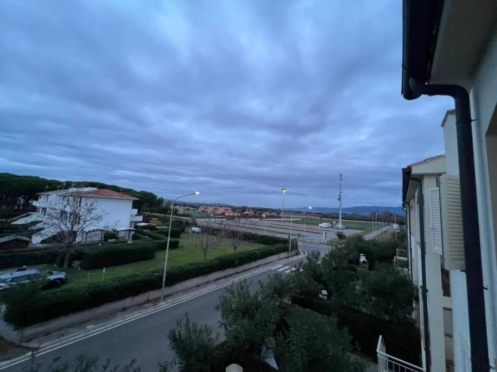 Appartamento a Rosignano marittimo in Via Valle D'Aosta - Foto 5