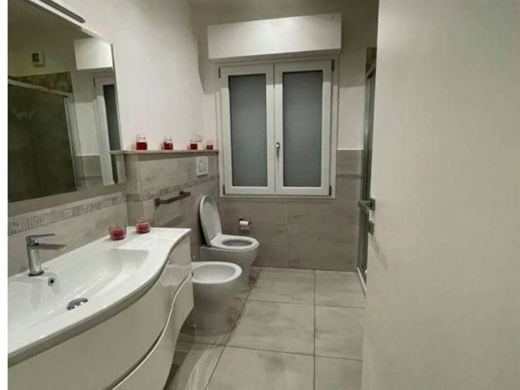 Appartamento a Cecina in Viale Della Repubblica - Foto 2