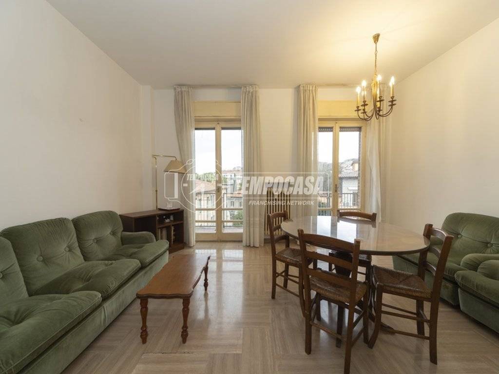 Appartamento a Perugia in Via Francesco Petrarca 10 - Foto 4