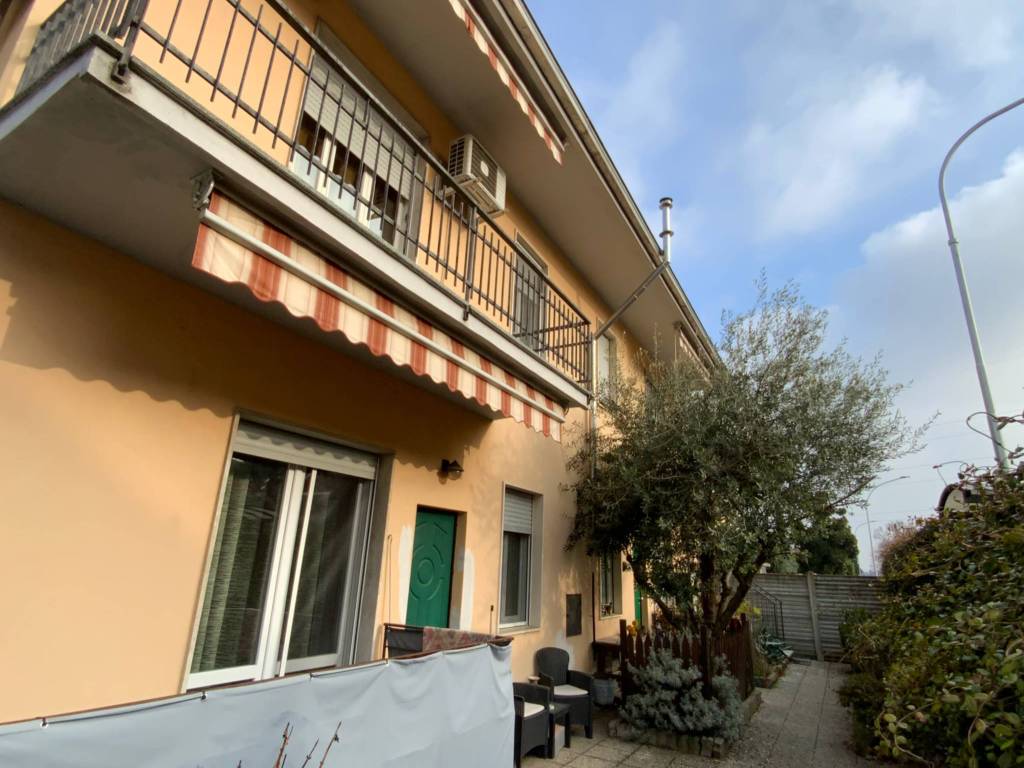 Appartamento a Canegrate in Via Firenze, 35 - Foto 3