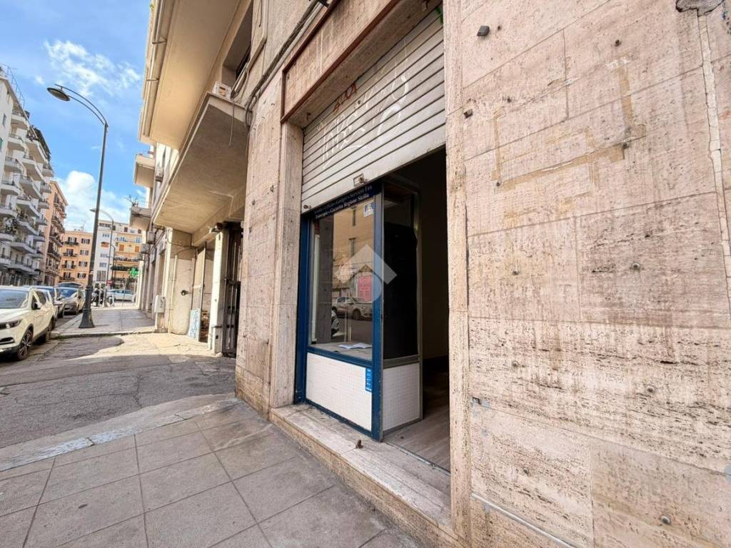 Immobile a Palermo in VIA CALTANISSETTA, 11 - Foto 2