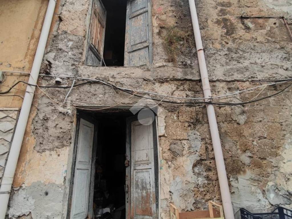 Appartamento a Afragola in Via Arturo de Rosa - Foto 2