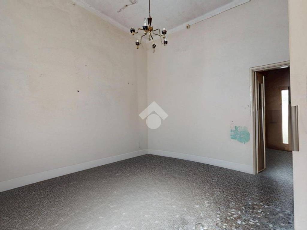 Casa indipendente a Francavilla fontana in Via Angelo Cavallo - Foto 4