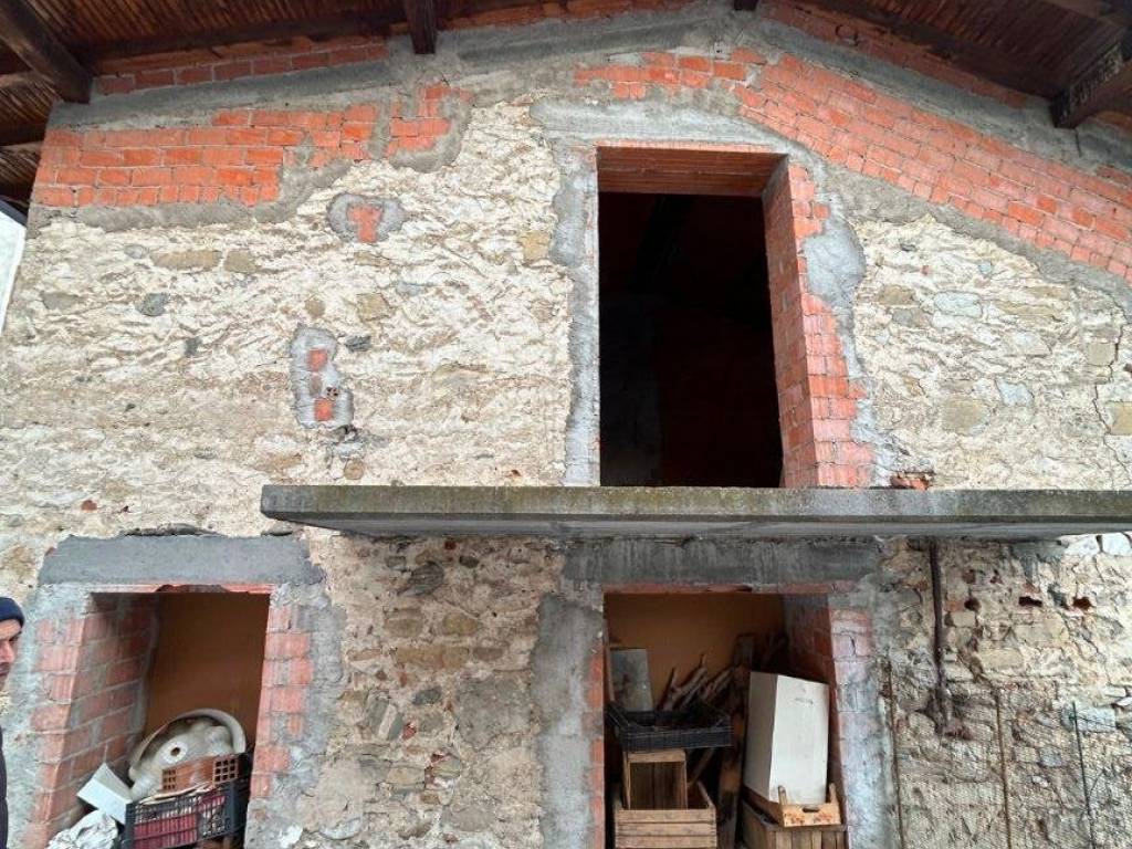 Casa indipendente a Valdieri in Via della Chiesa - Foto 3