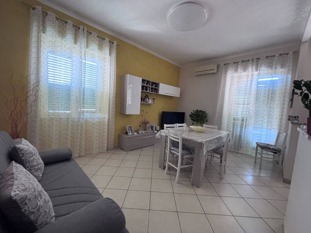 Appartamento a Caserta in Via Tescione Gennaro, 157 - Foto 3