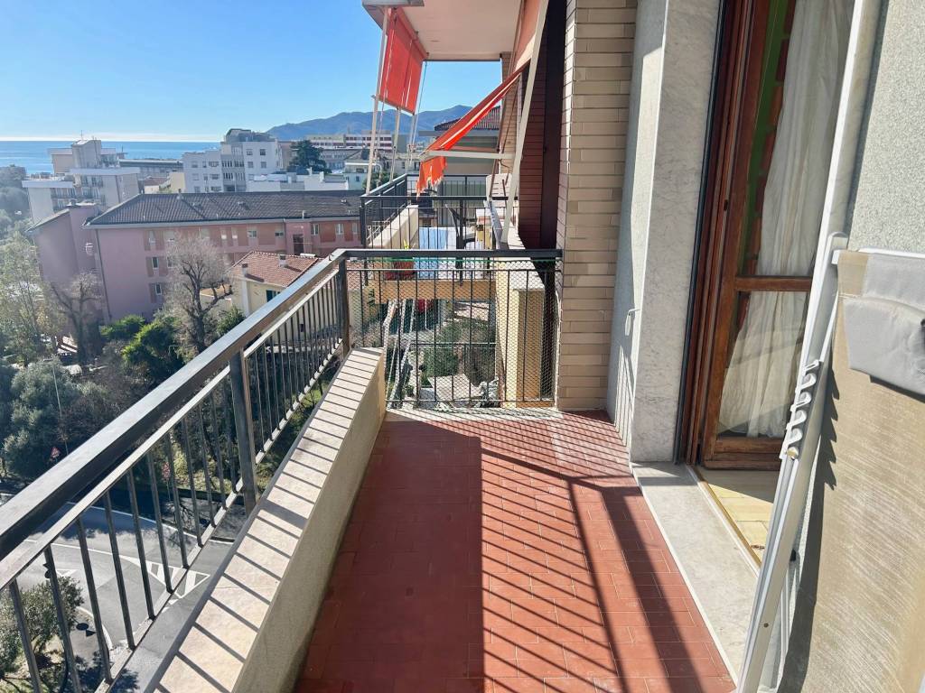 Appartamento a Savona in Via Luigia Comotto - Foto 2