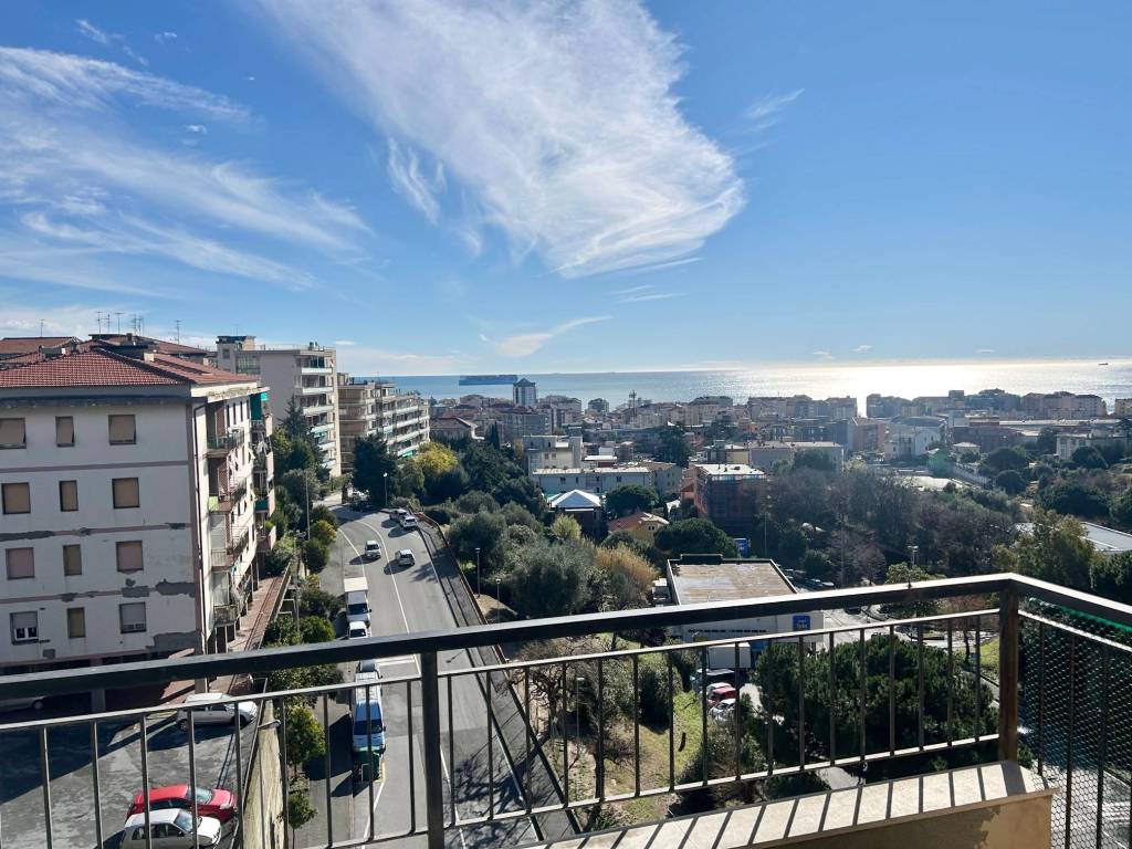 Appartamento a Savona in Via Luigia Comotto - Foto 5