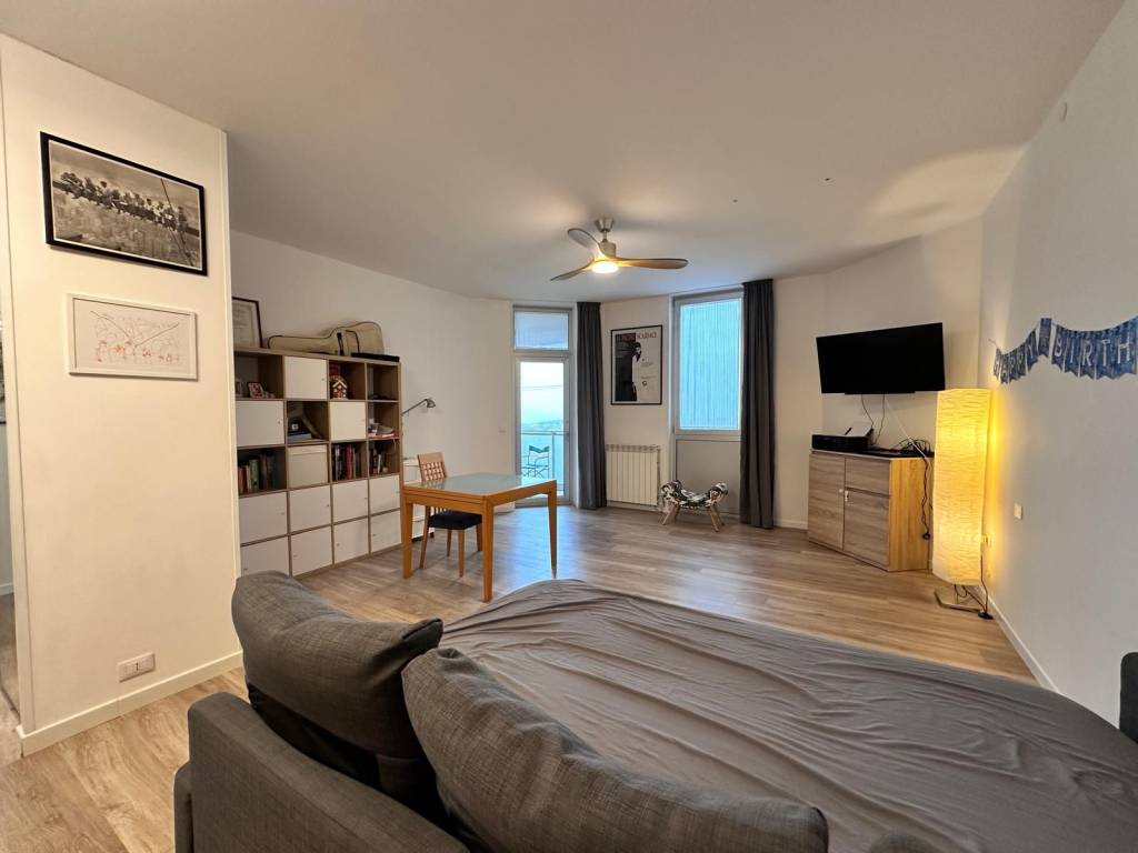 Appartamento a Trieste in Via delle Alpi Giulie, 7 - Foto 2