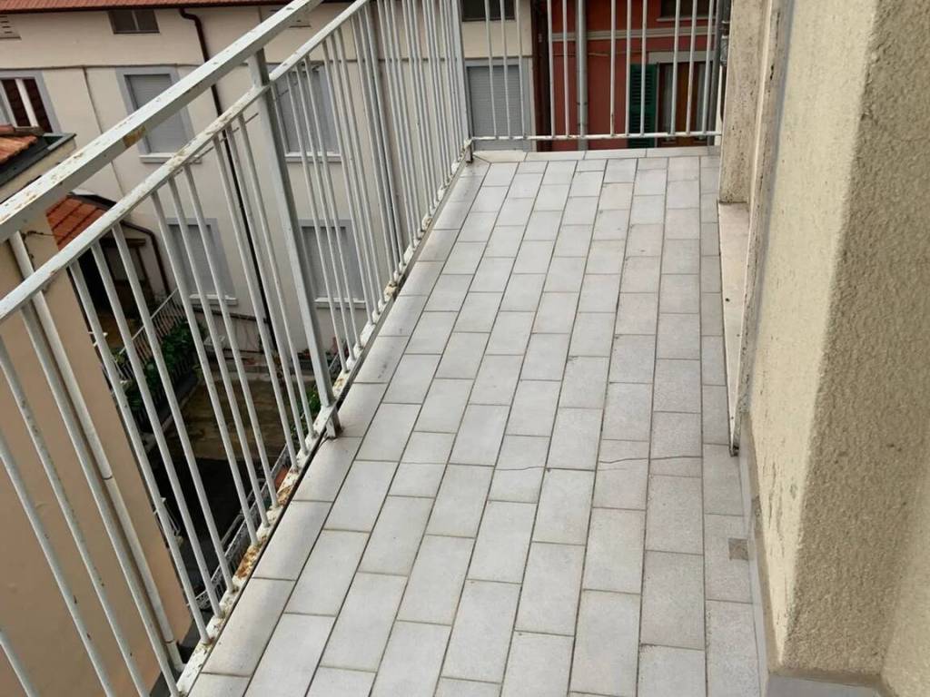 Appartamento a Bergamo in Via Gianbattista Moroni - Foto 3